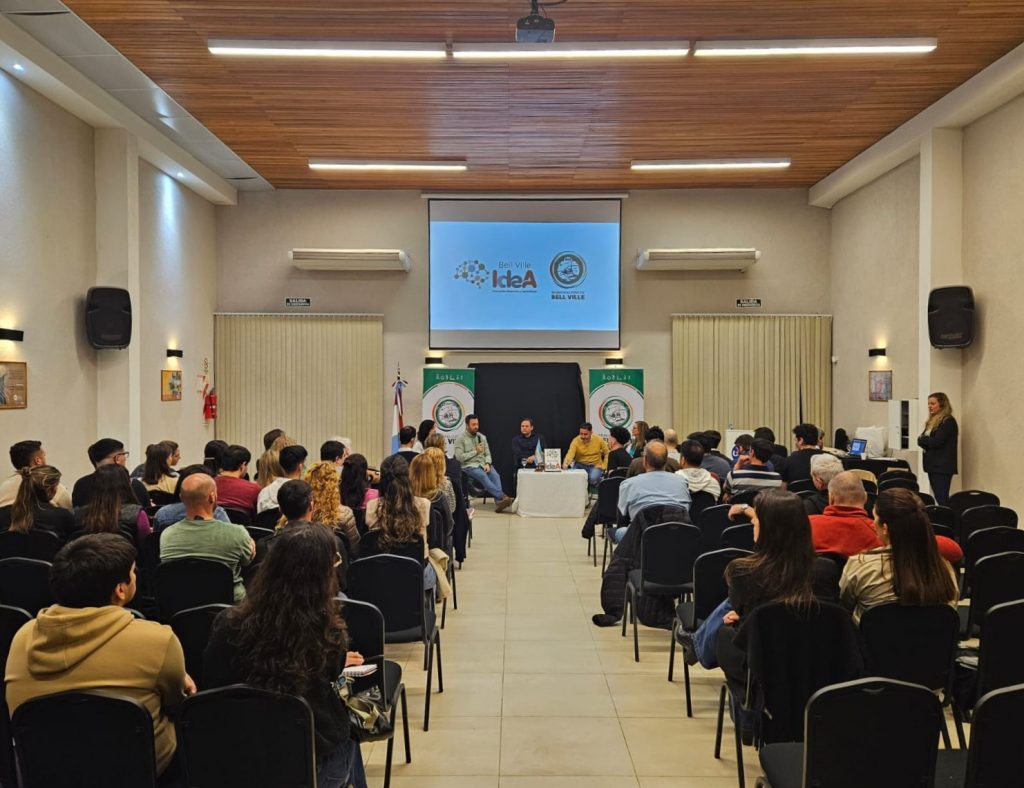 IdeA generó otra instancia de formación con la jornada “IA para Escalar”