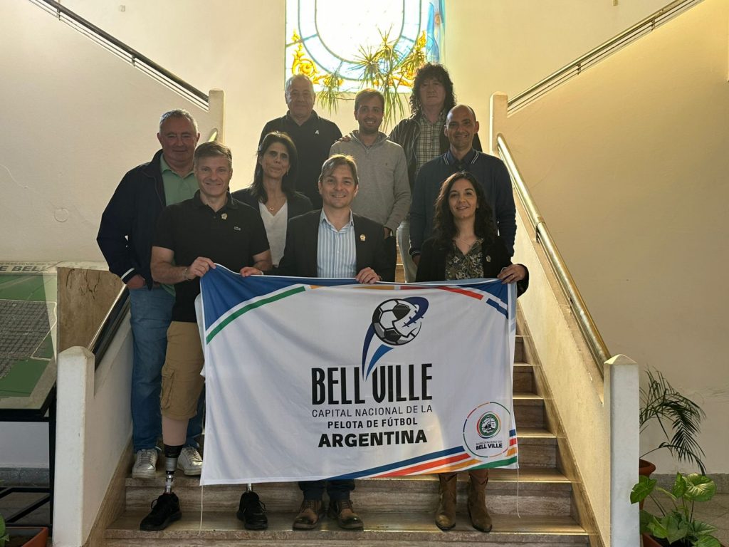 El intendente recibió a Pablo Giesenow, referente nacional del deporte adaptado