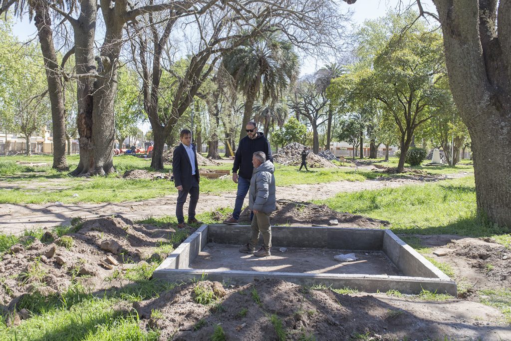 La obra de la plaza Rubén Márquez avanza a buen ritmo.