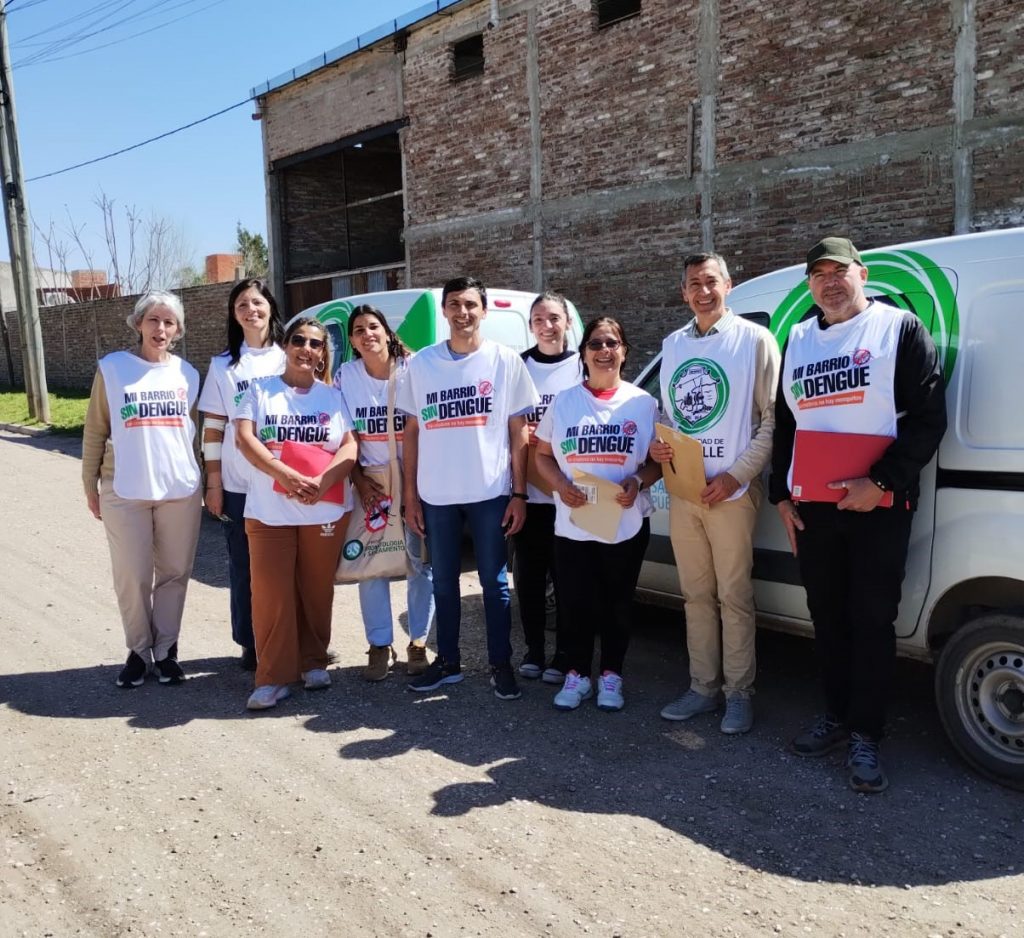 Inició la primera acción municipal contra el dengue
