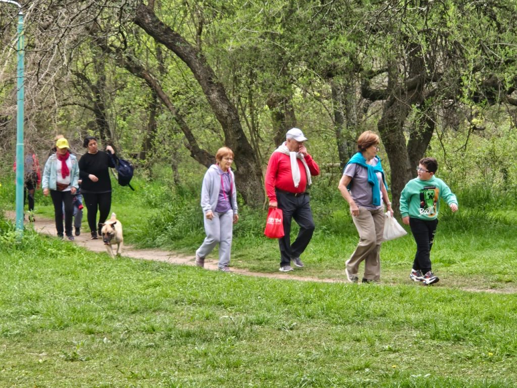 Vecinos celebraron el mes del senderismo en la Reserva Tau