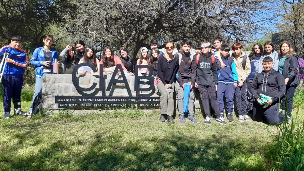 Más de 100 estudiantes visitaron el Vivero Municipal
