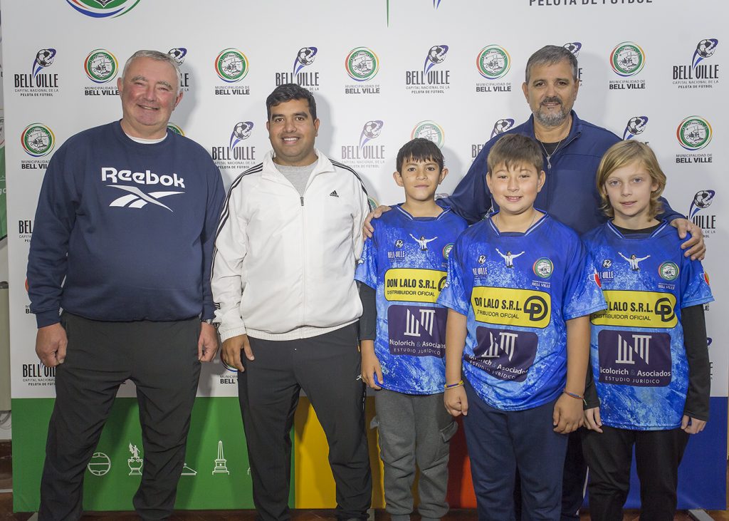 Fútbol infantil de Canal 12: Bell Ville avanza a una instancia definitoria