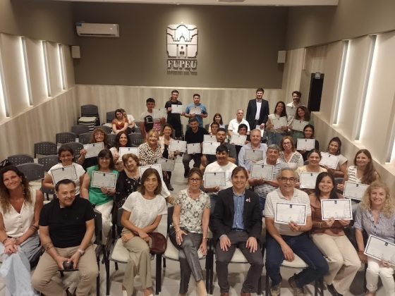 FUPEU: los alumnos del curso de Espacios Verdes recibieron certificaciones