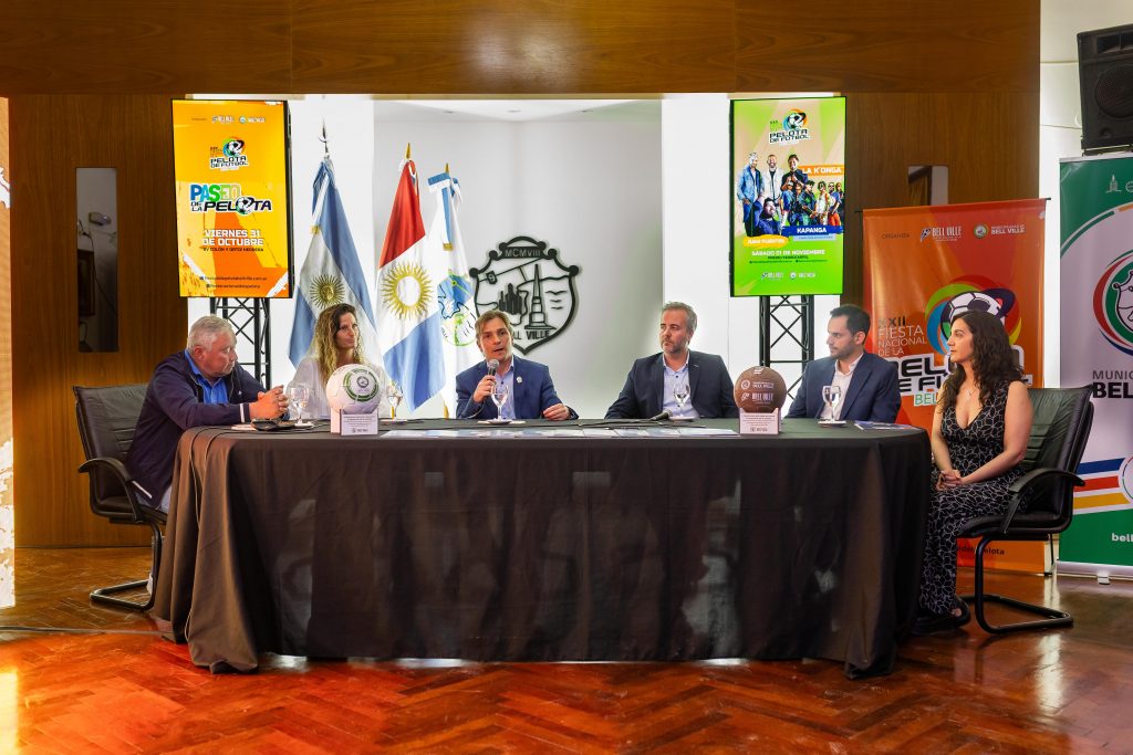Historia, cultura y deporte: se lanzó la XXII Fiesta Nacional de la Pelota de Fútbol
