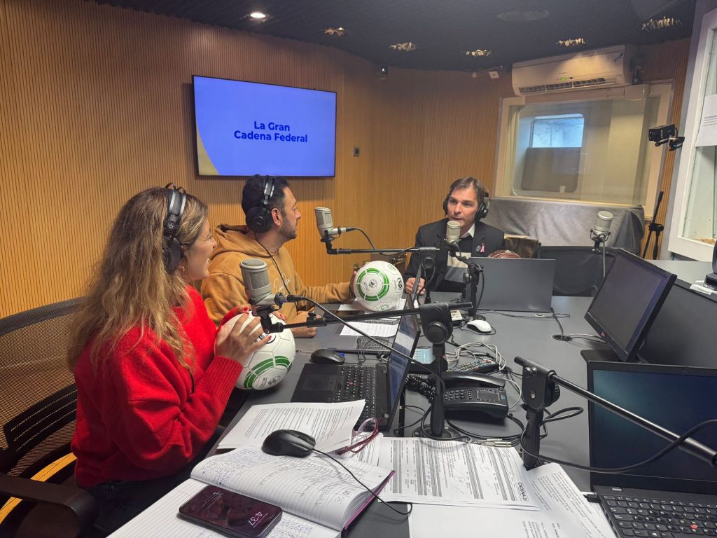 El intendente pasó por Cadena 3 para invitar al país a la Fiesta de la Pelota