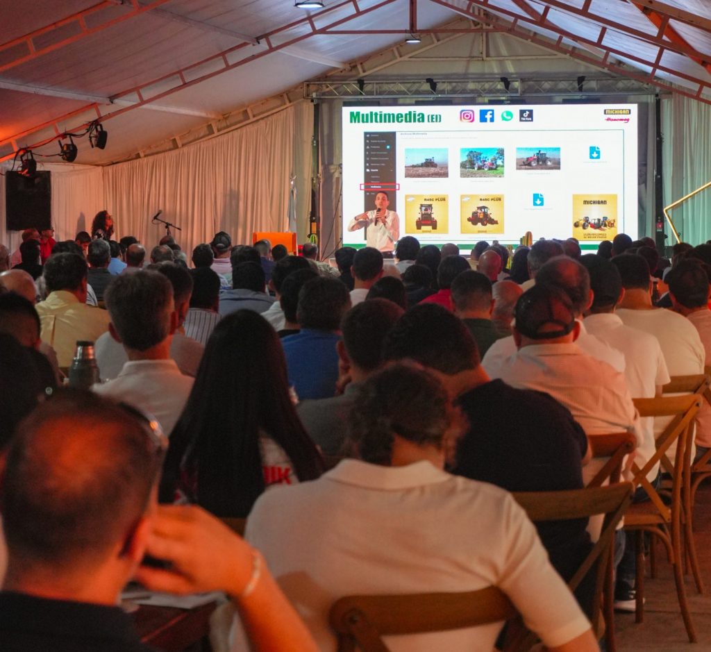 Moroni acompañó a DHM en la presentación de Fulvagrow, una innovación con sello bellvillense