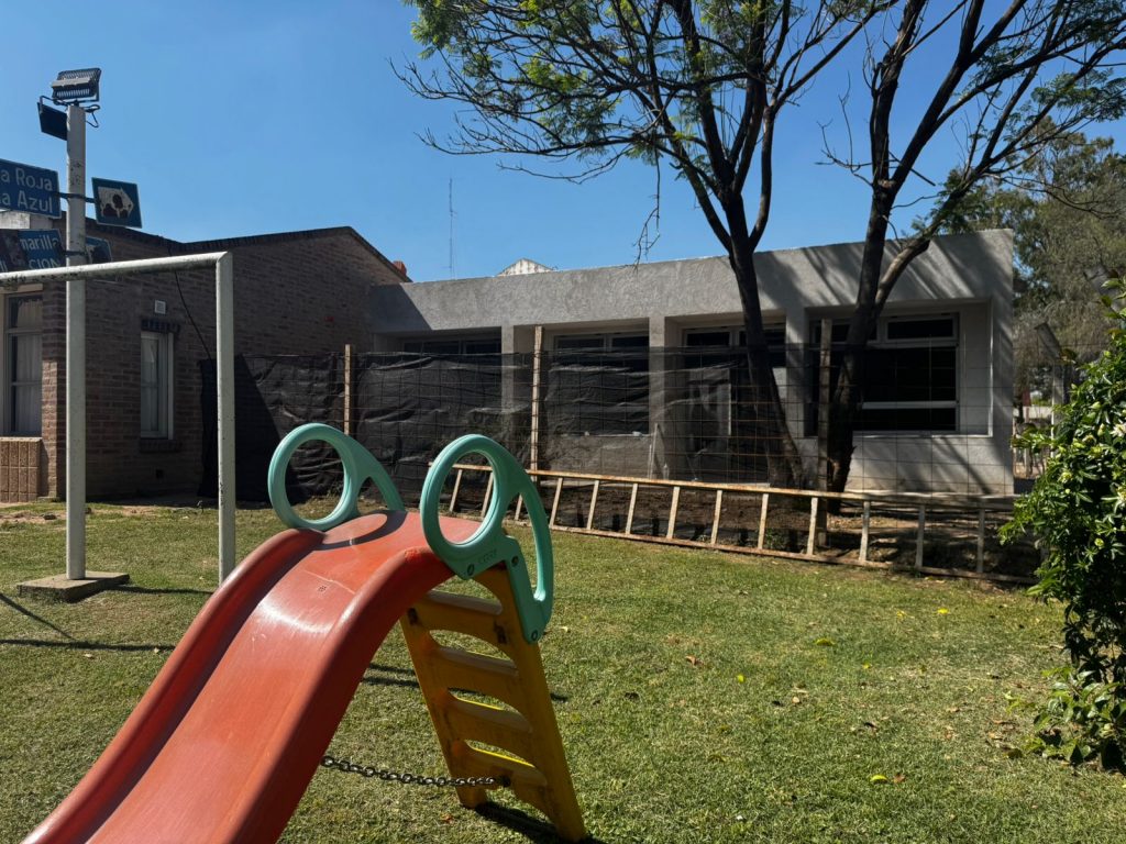 Llegó al 75% el avance de la obra de ampliación del Jardín de Infantes Provincia del Neuquén