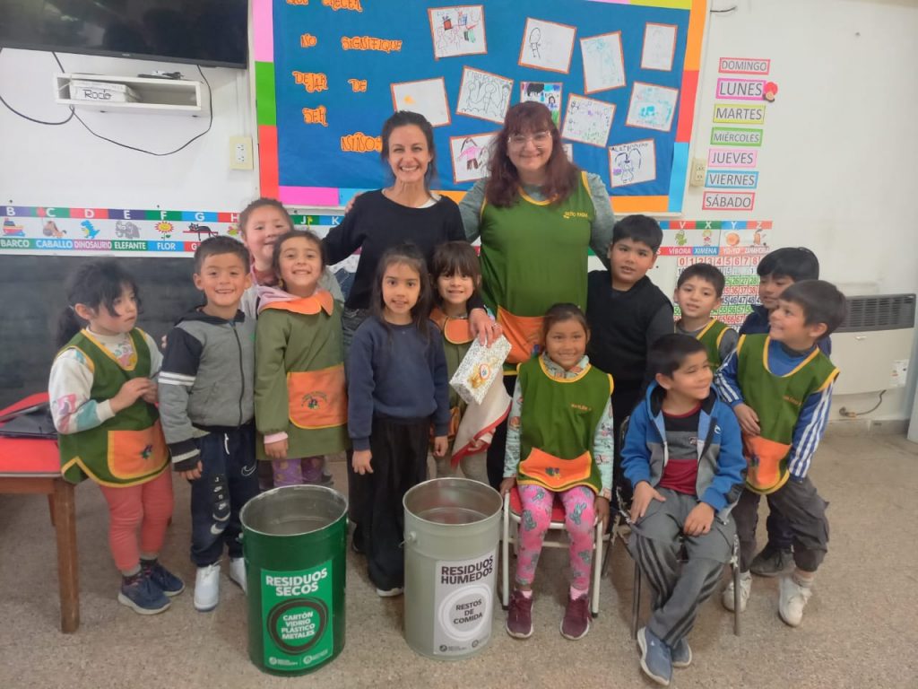 Más de 2.300 estudiantes aprendieron sobre el ambiente con el programa EcoAcción