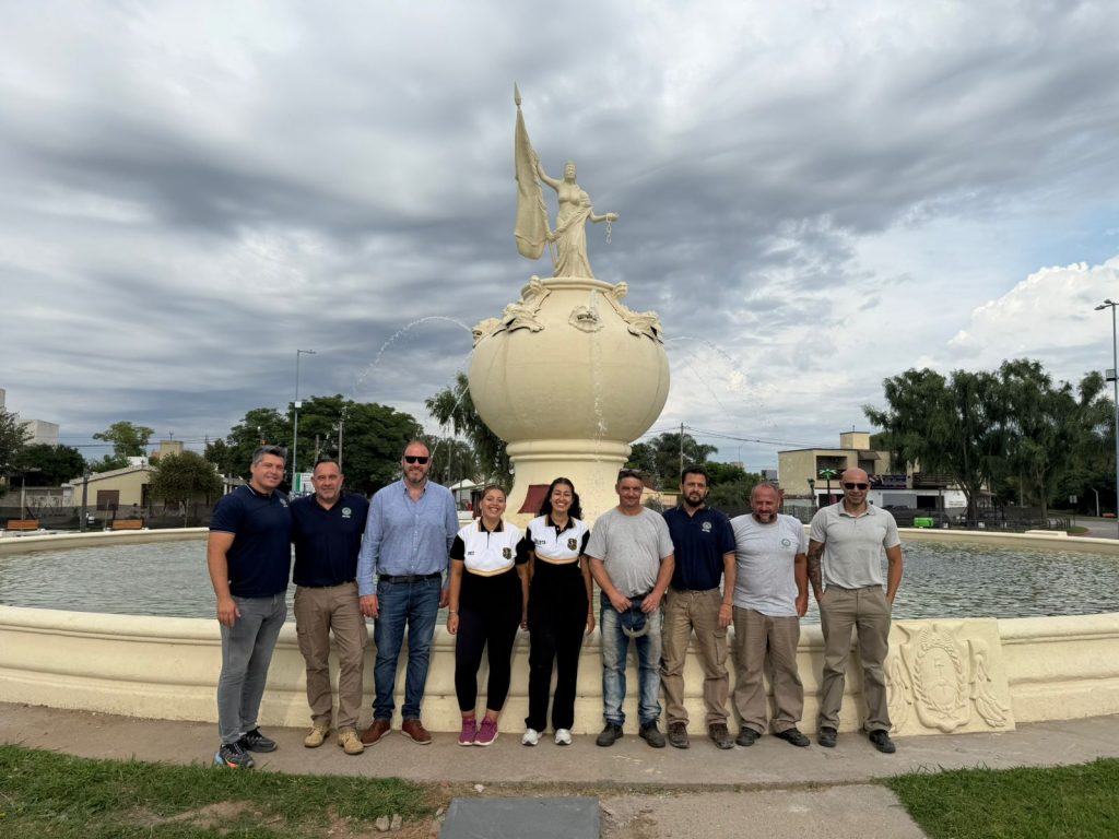 Trabajo por la educación: alumnas de la ex ENET terminaron pasantías en el municipio