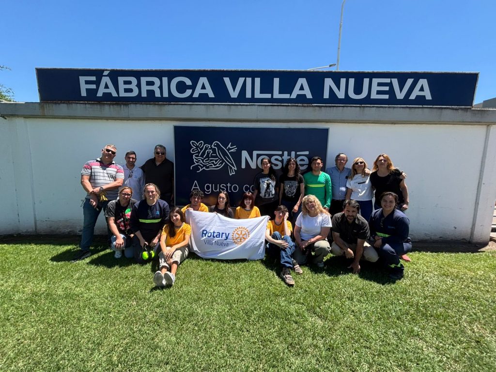 Plantaron aromos y algarrobos de nuestro vivero municipal en Villa Nueva