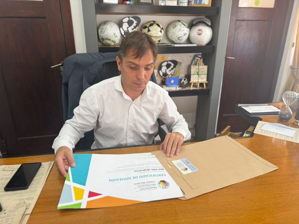 Bell Ville ya tiene su certificado de adhesión a la Red de Ciudades Educadoras