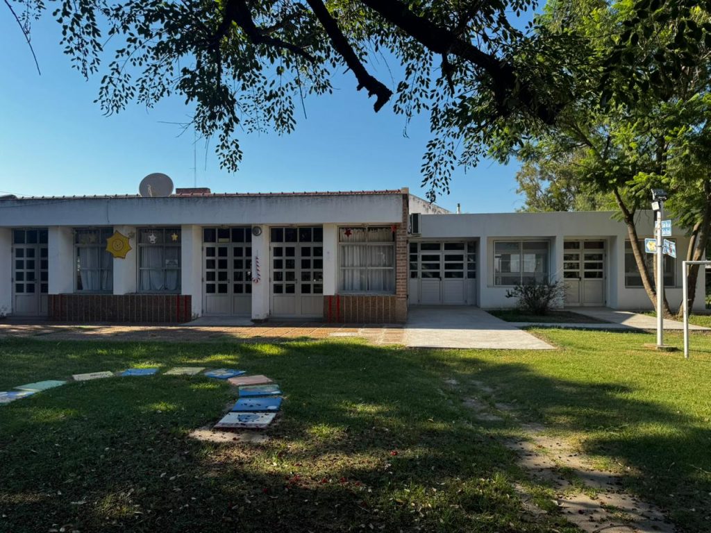 Finalizó la ampliación de los jardines Vélez Sarsfield y Provincia del Neuquén