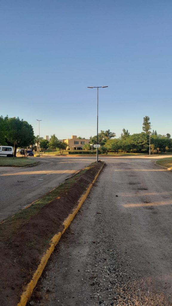 Avanza el soterramiento del alumbrado público en el oeste de la ciudad