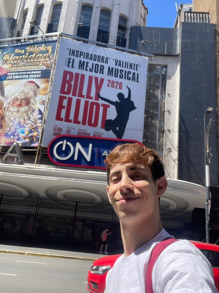 El bellvillense Braian Mansilla protagonizará “Billy Elliot” en el Teatro Ópera de Buenos Aires