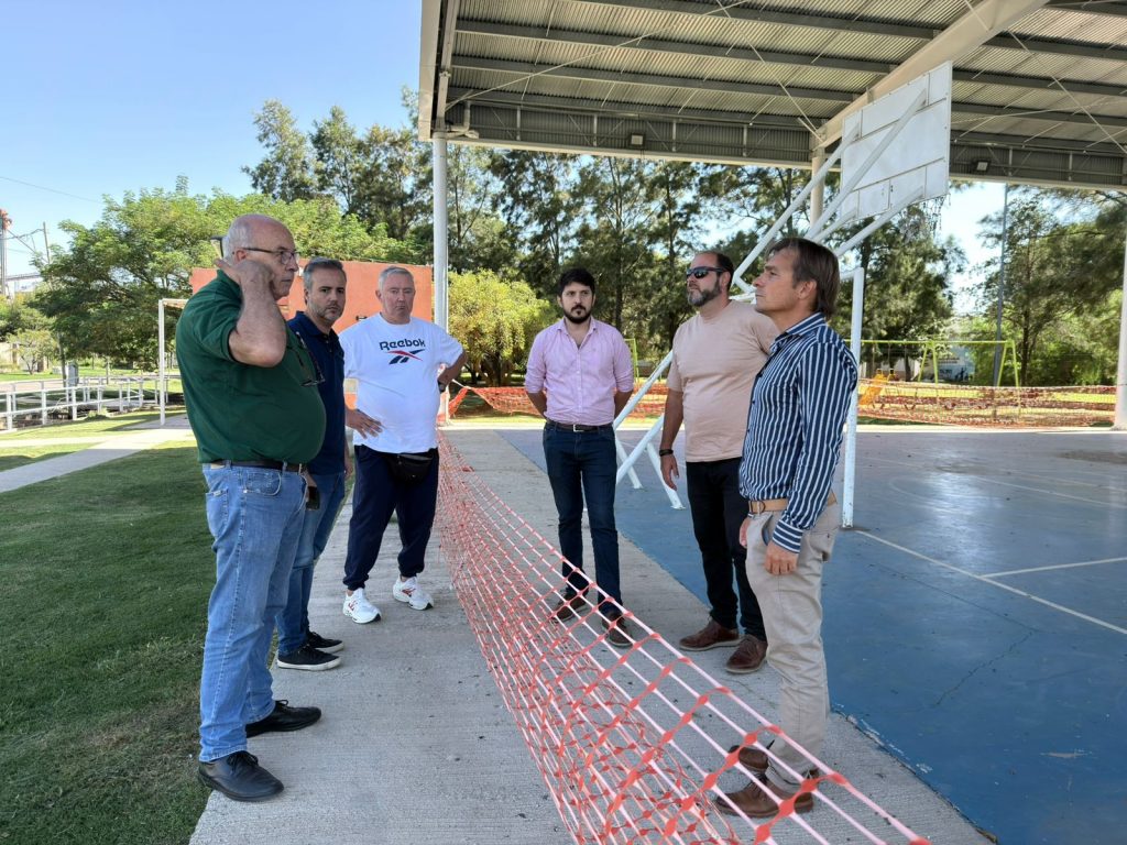 Supervisaron trabajos en el Polideportivo Social para reabrir el espacio
