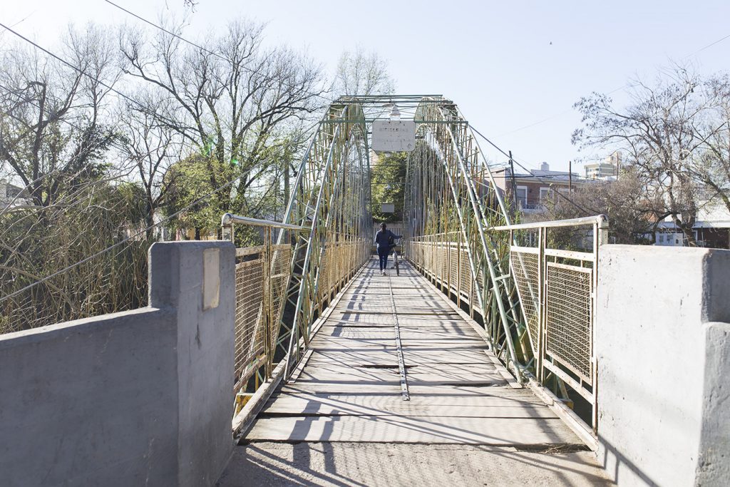 Inician trabajos en la pasarela Malharro y la circulación se verá afectada