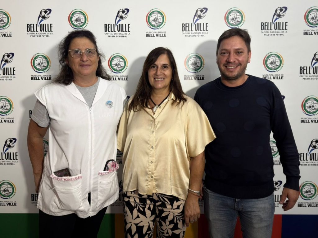 El municipio relanzó su plan de alfabetización y se detalló la amplia oferta para adultos