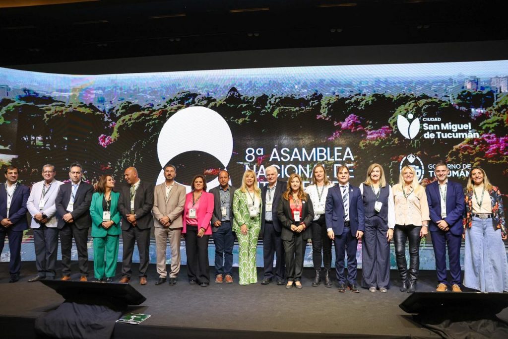 Acción por el ambiente: Bell Ville fue parte junto a otros 90 municipios de la asamblea anual de la RAMCC