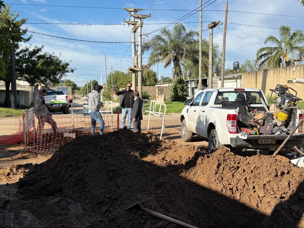 La ciudad suma servicios con la obra de cloacas en el sector este