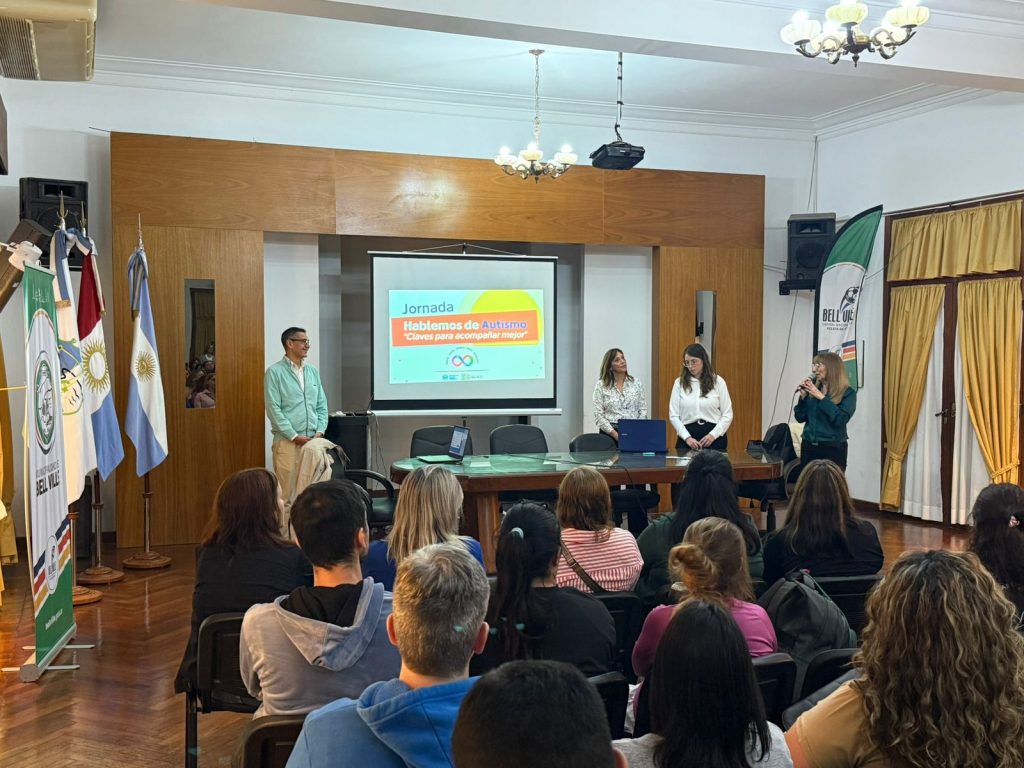 “Menos juicios, más apoyos”: se habló de autismo en el Walter de Navazio