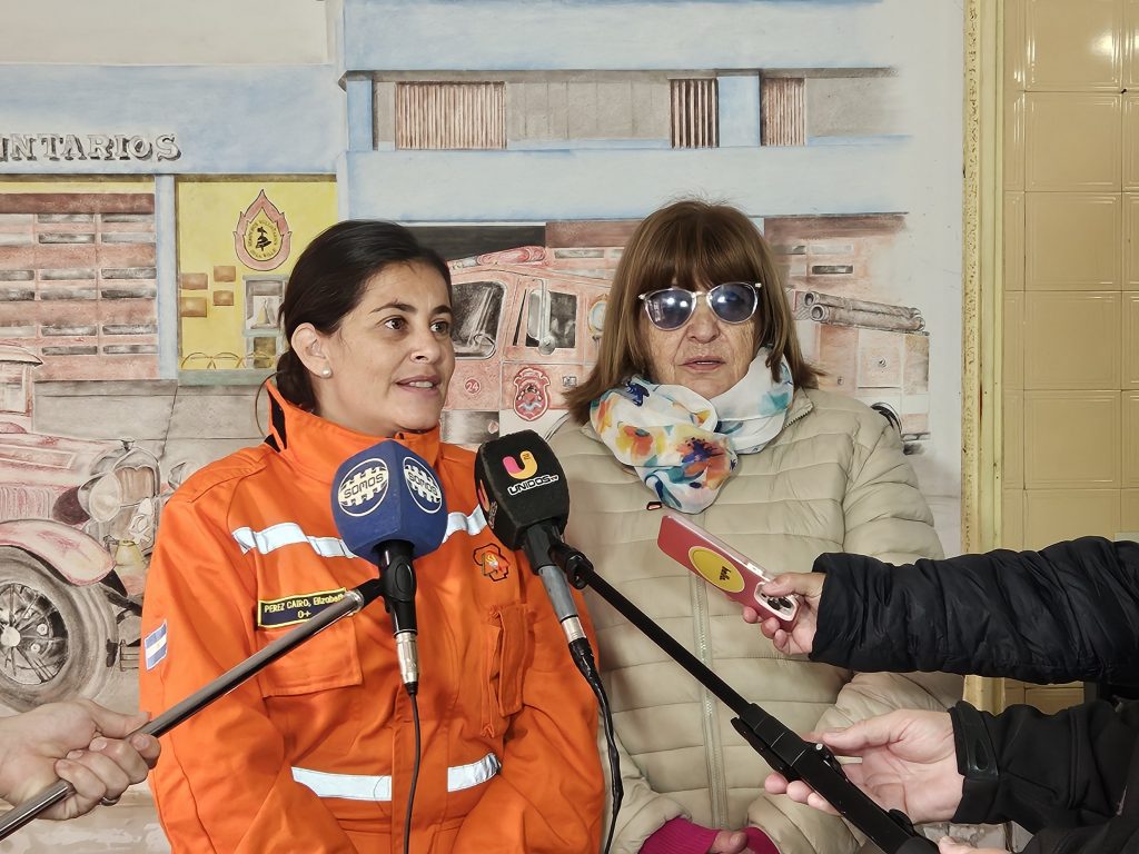 Por prevención, Bomberos y Centros Vecinales lanzaron capacitación itinerante sobre monóxido de carbono