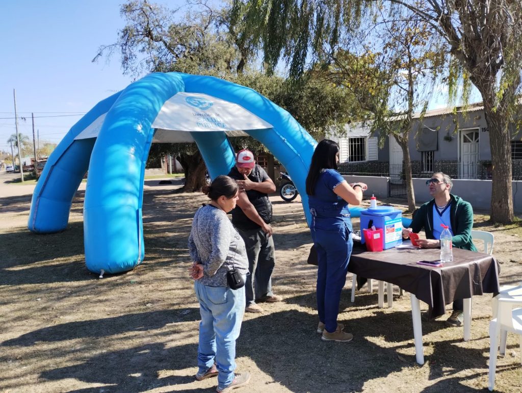 En Costa Esperanza, Salud Pública vacunó contra la fiebre hemorrágica