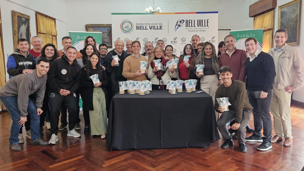 El municipio agasajó a los periodistas locales por su día