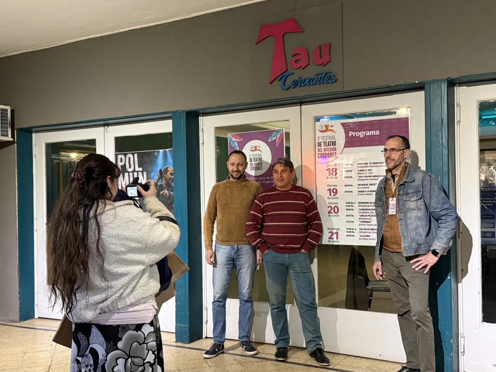 El intendente acompañó el inicio de la 6° edición del Festival de Teatro del Interior Cordobés