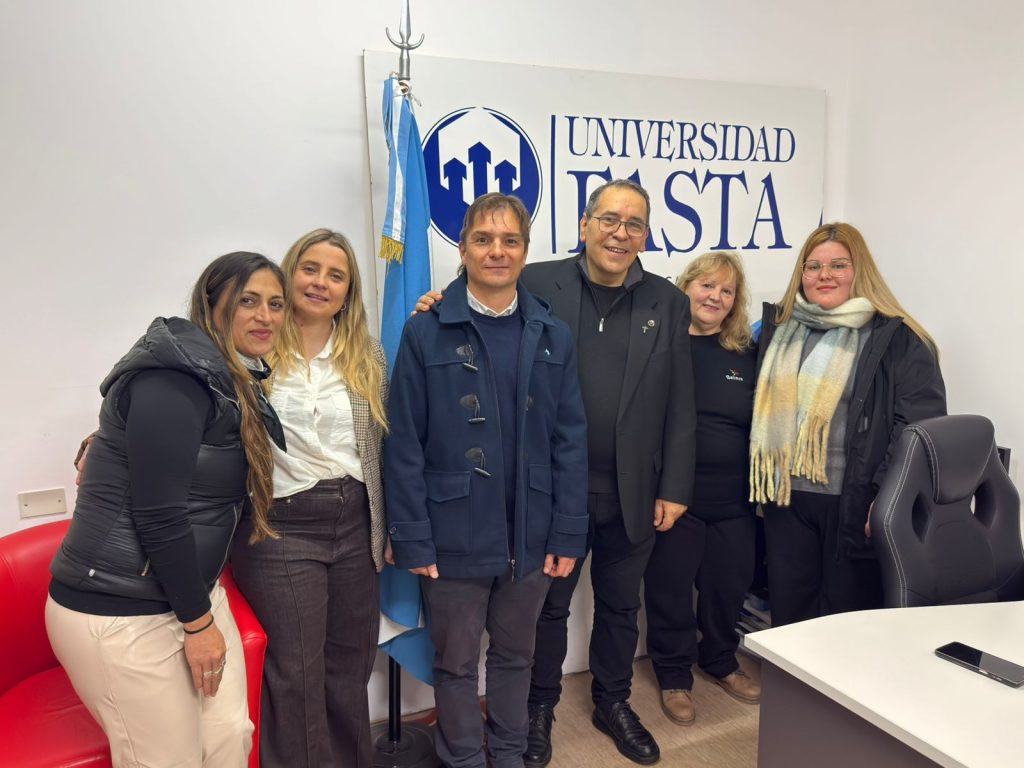 Estudiantes de la UFASTA finalizan pasantías en el municipio en agosto
