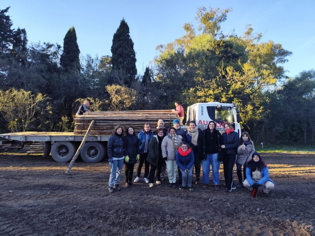 Con nuevos invernaderos, comienza la etapa de instalación para producir con “Bell Ville Florece”