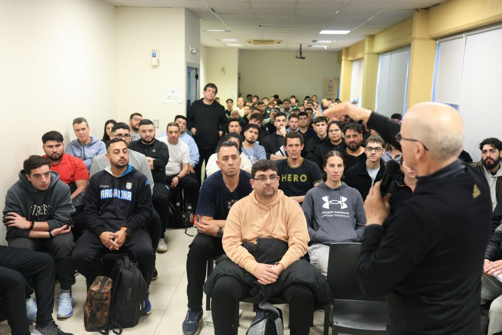 La máxima titulación habilitante en el básquet argentino se dicta en Bell Ville