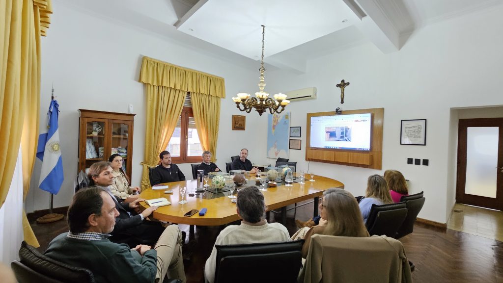 Drenaje Pellegrini: hubo una reunión entre municipio, CERBELL y centros vecinales para coordinar la futura obra