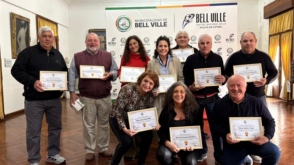 El intendente agasajó a empleados municipales que se jubilaron