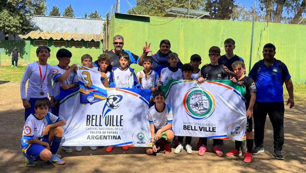 Paso firme a octavos: Bell Ville sigue haciendo historia en Canal 12