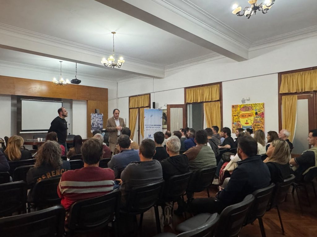 Frentistas de Campos del Oeste reclaman que la Justicia habilite el inicio de la pavimentación