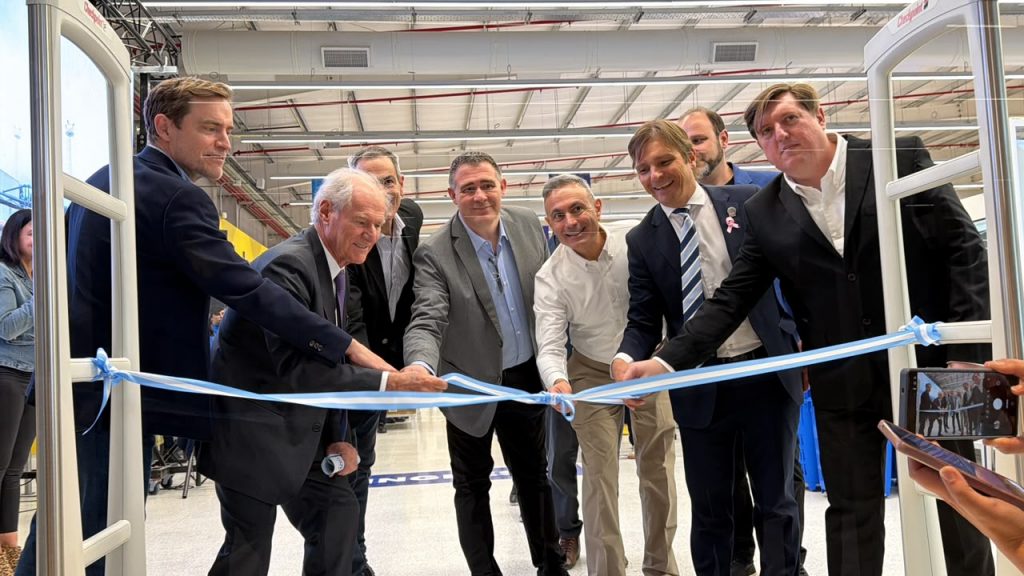 Bell Ville cuenta desde hoy con una nueva superficie comercial y sumó más de 60 puestos de trabajo